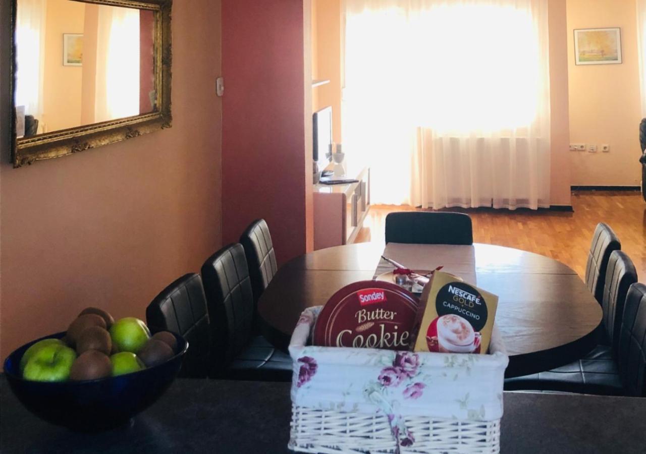 App Andrra Appartement Umag Buitenkant foto